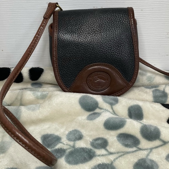 DOONEY & Bourke Vintage Leather Mini Crossbody Purse Bag - Picture 1 of 10